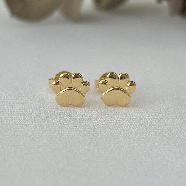 Brinco infantil de pata de cachorro em banho de ouro 18k