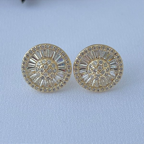 Brinco redondo luxuoso cravejado em banho de prata silver