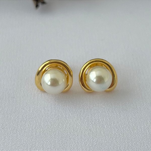 Brinco pérola G em banho de ouro 18k