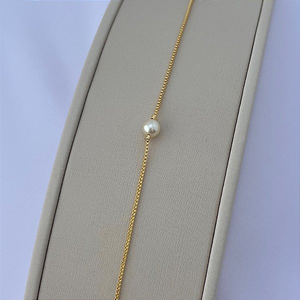 Pulseira com uma pérola em banho de ouro 18k