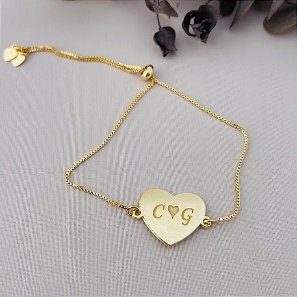 Pulseira personalizada de iniciais em banho de ouro 18k