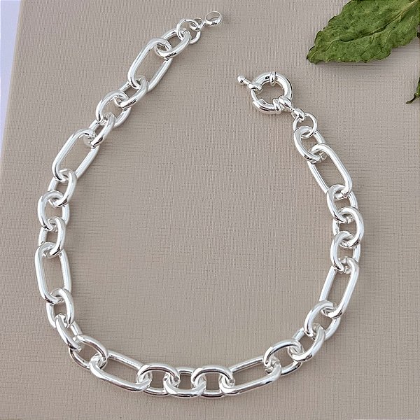 Pulseira em elos G com fecho boia em banho de banho de prata silver