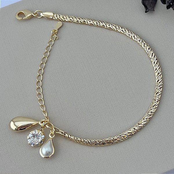 Pulseira com pingentes de ponto de luz, gota lisa e pérola em banho de ouro 18k