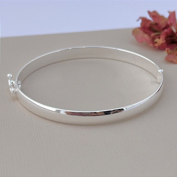 Bracelete liso achatado M em banho de prata silver