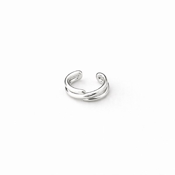 Piercing fake liso entrelaçado em banho de prata silver