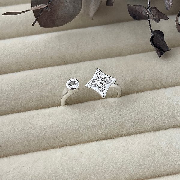 Anel aro 15 inspiração Louis Vuitton em banho de prata silver