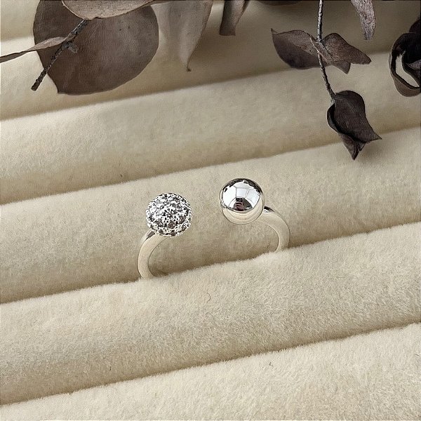 Anel aro 17,5 bolinhas lisa e cravejada em banho de prata silver