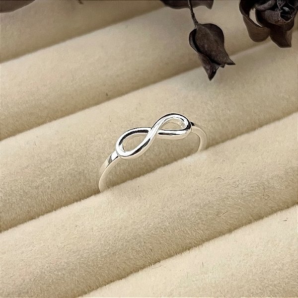 Anel aro 13 infinito vazado em banho de prata silver
