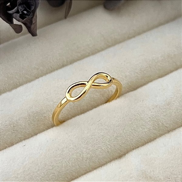 Anel aro 16,5 infinito vazado em banho de ouro 18k