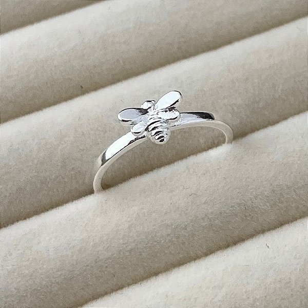 Anel abelha em banho de prata silver