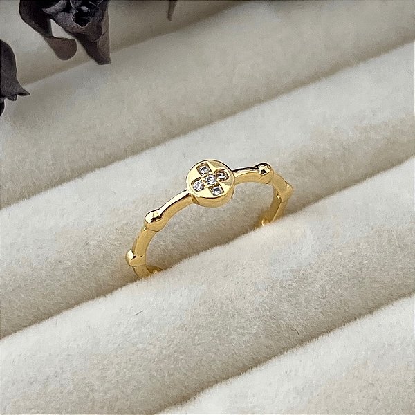 Anel aro 14 cruz cravejado em banho de ouro 18k