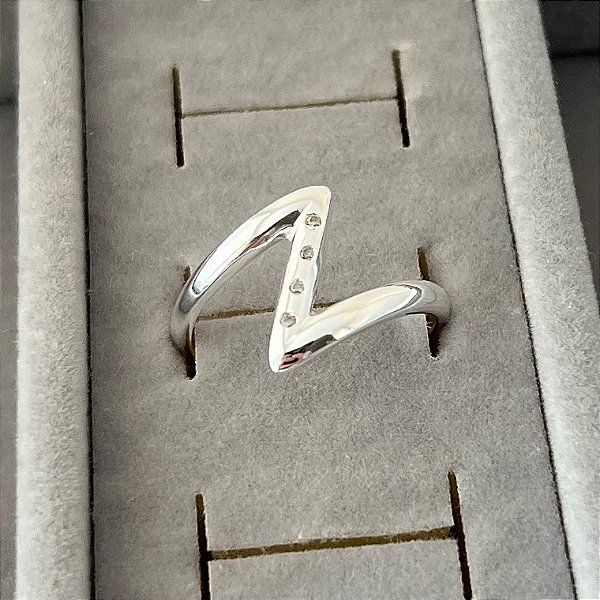 Anel aro 14 Z cravejado em banho de prata silver