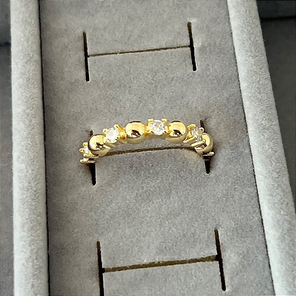 Anel aro 16 bolinhas lisas e cravejadas em banho de ouro 18k