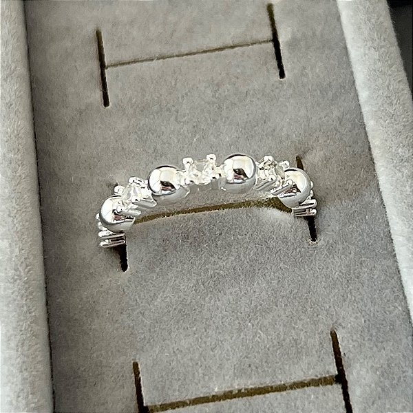 Anel aro 20,5 bolinhas lisas e cravejadas em banho de prata silver