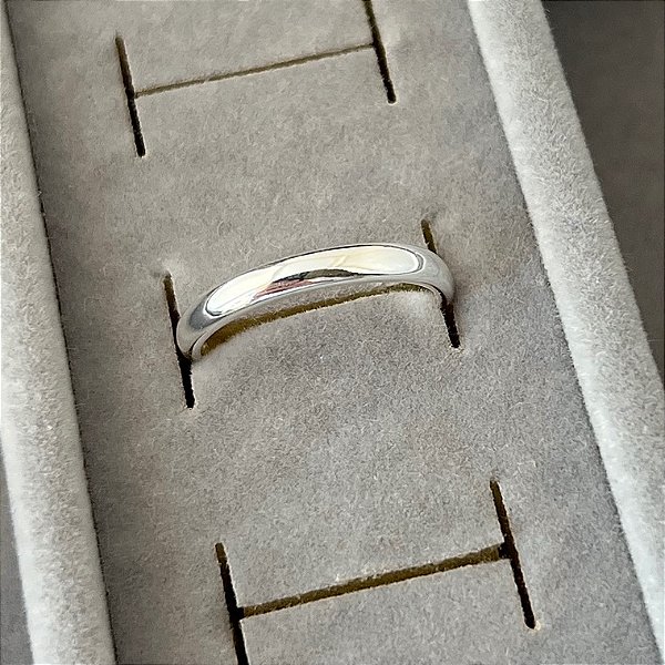 Anel aro 15 tipo aliança em banho de prata silver