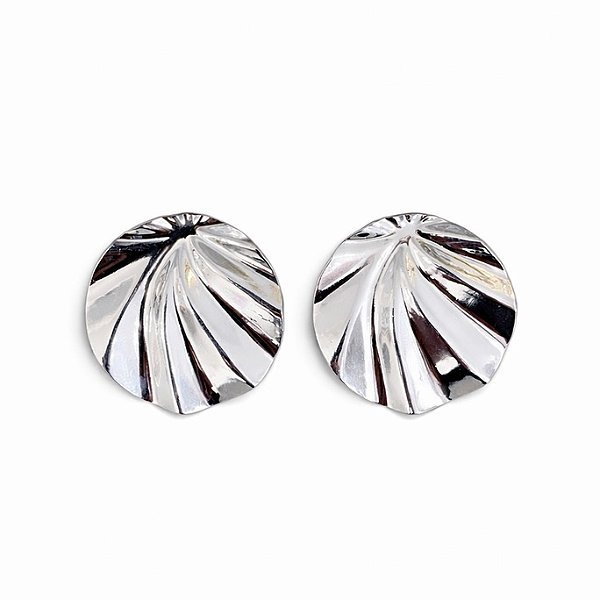 Brinco orgânico em banho de prata silver