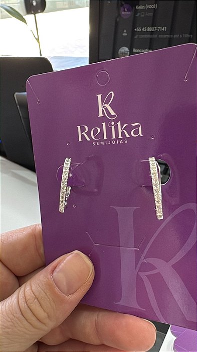 ARGOLA CLICK OVAL CRAVEJADA - G - PRATA 925