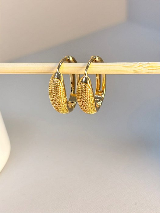 ARGOLA OVAL DOURADA - SEMIJOIA