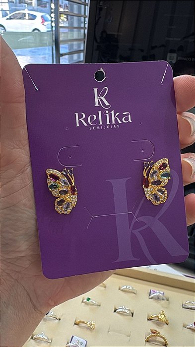 BRINCO BORBOLETAS CRAVEJADAS EM ZIRCONIA DOURADA - SEMIJOIA