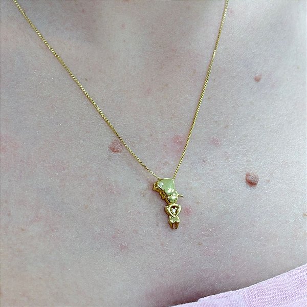 COLAR CORAÇÃO LISO COM PINGENTE MENINO NO DOURADO - SEMIJOIA