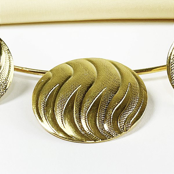 CONJUNTO COLAR ARGOLA E BRINCO NO DOURADO - SEMIJOIA