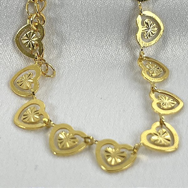 PULSEIRA CORAÇÕES S NO DOURADO - SEMIJOIA