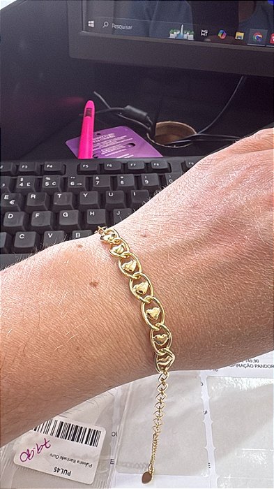 PULSEIRA ELOS COM CORAÇÕES - SEMIJOIA