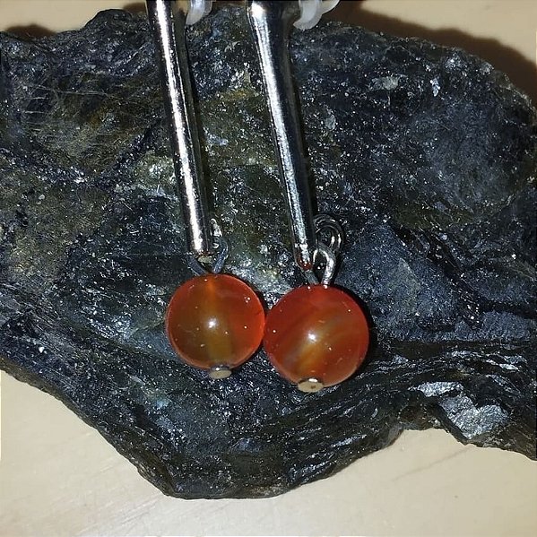 Brincos Pêndulo com Pedras Naturais - Beleza e Charme Artesanal