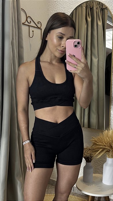 Conjunto de Academia Canelado Top e Short