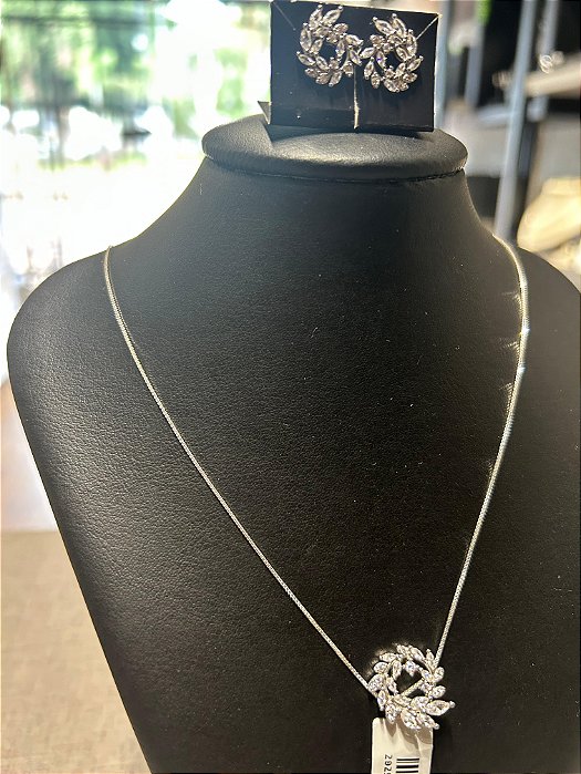 CONJUNTO BRINCO E PINGENTE