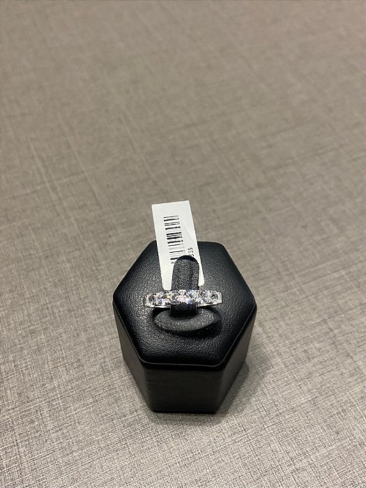 ANEL MEIA ALIANÇA CRAVEJADO