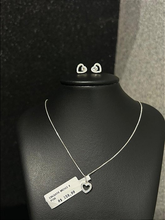 CONJUNTO BRINCO E PINGENTE CORAÇAO