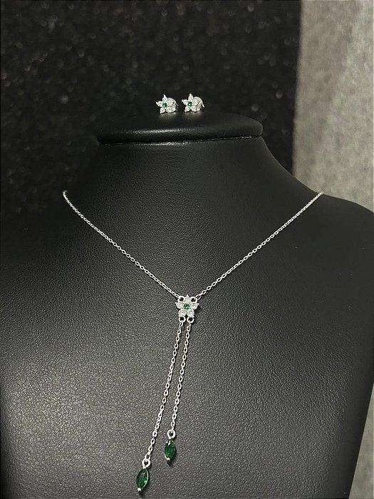 CONJUNTO BRINCO E PINGENTE FLOR VERDE
