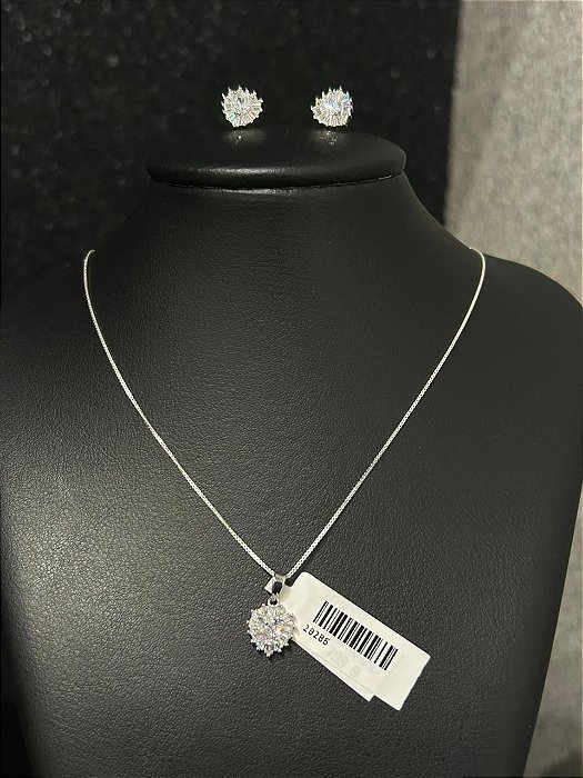CONJUNTO BRINCO E PINGENTE CORAÇAO CRAVEJADO
