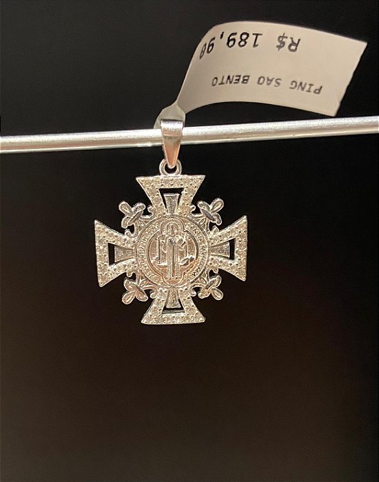 PINGENTE SAO BENTO CRAVEJADO