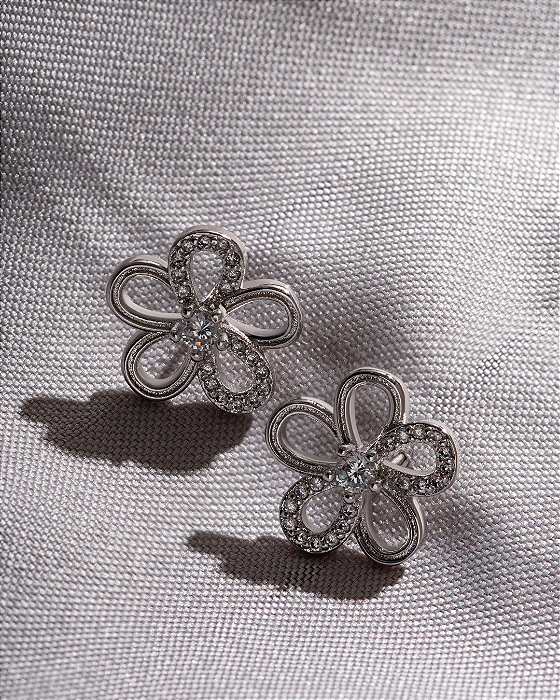 Brinco Florzinha Cravejado Prata