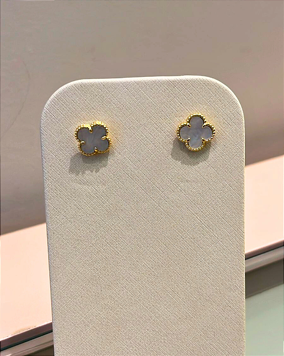 Brinco Trevo Pérola