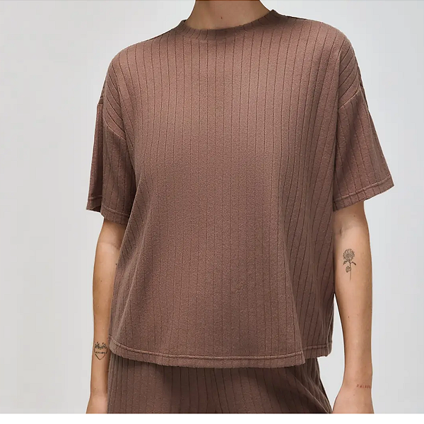 Blusa Feminina Oversized em Tricô