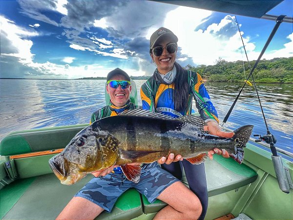 Sport Fishing Tucunaré and Tambaqui middle or high Rio Negro River | Shore Excusion