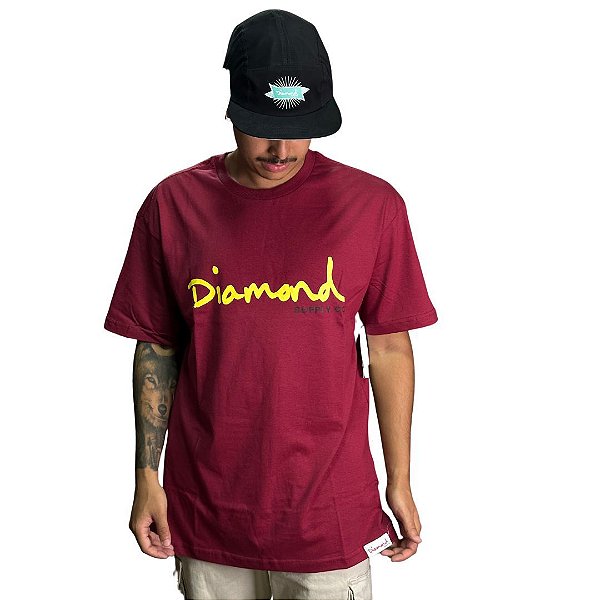 Camiseta Diamond Og Script Tee - Vinho