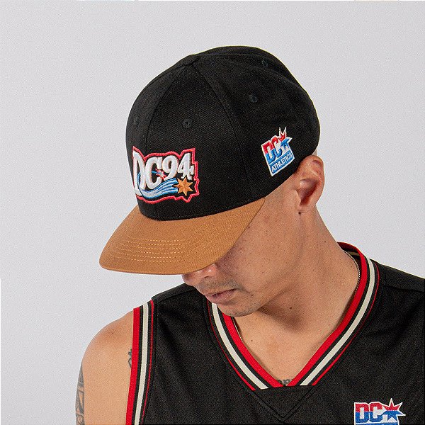 BONE DC SHOES STARZ 94 EMPIRE SNAPBACK - SERIE ESPECIAL