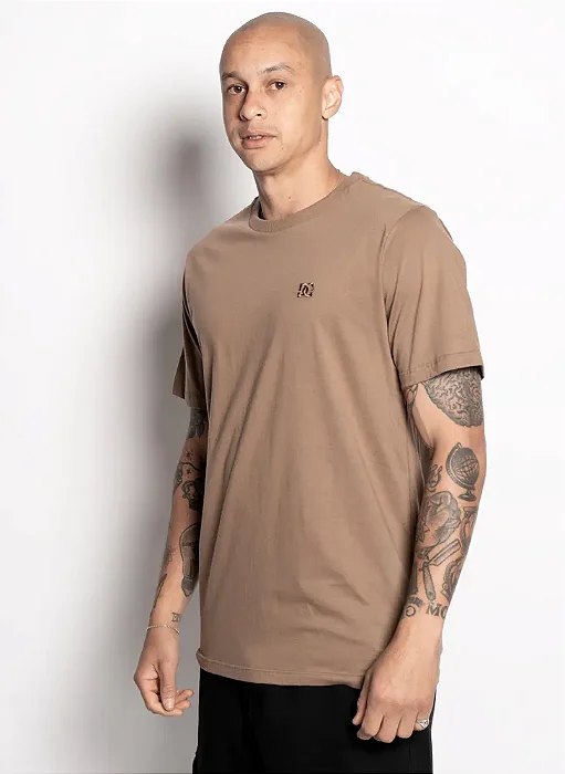 CAMISETA DC SHOES M/C EMBROIDERY - MARROM