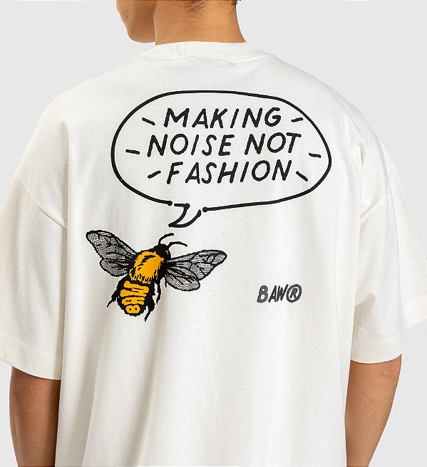 CAMISETA BAW NEW OVERSIZED BEE - OFF WHITE