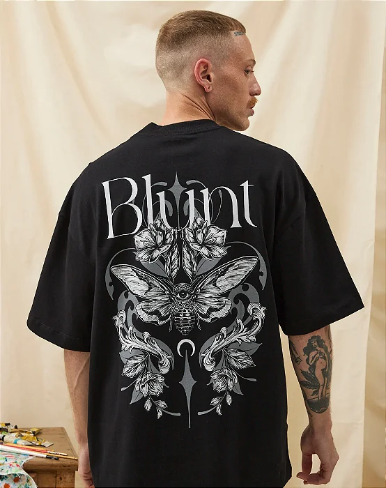 Camiseta Blunt Oversized Nocturna - Preto