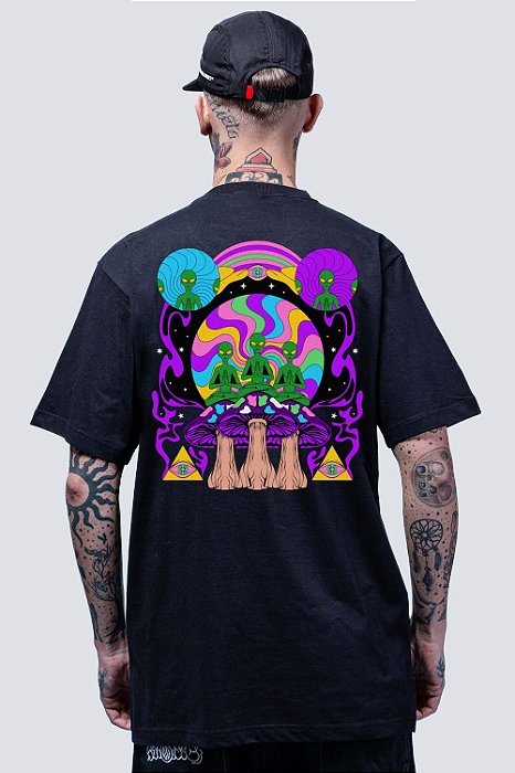 Camiseta Chronic 4319 Psico - Preta