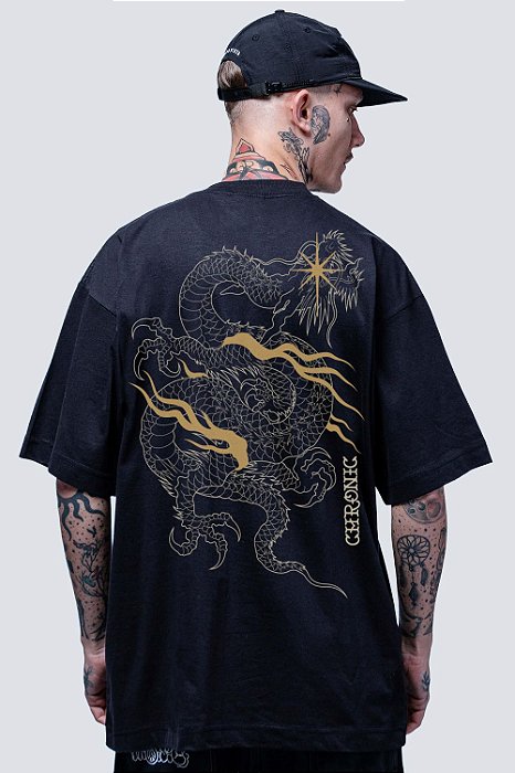 Camiseta Chronic Oversized Dragon 4295 - Preta