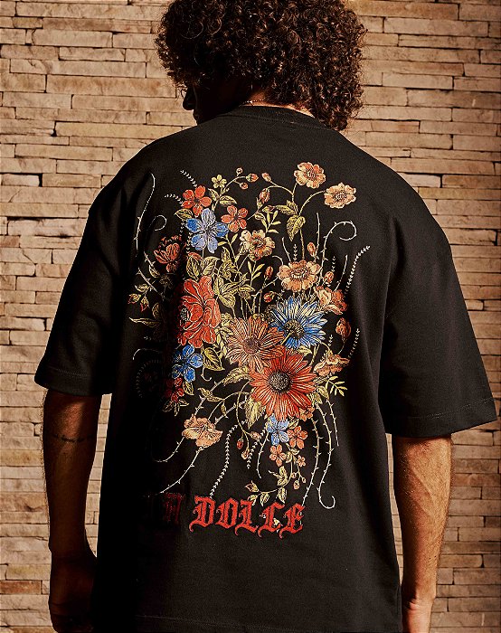 Camiseta Blunt Oversized Giardino - Preto