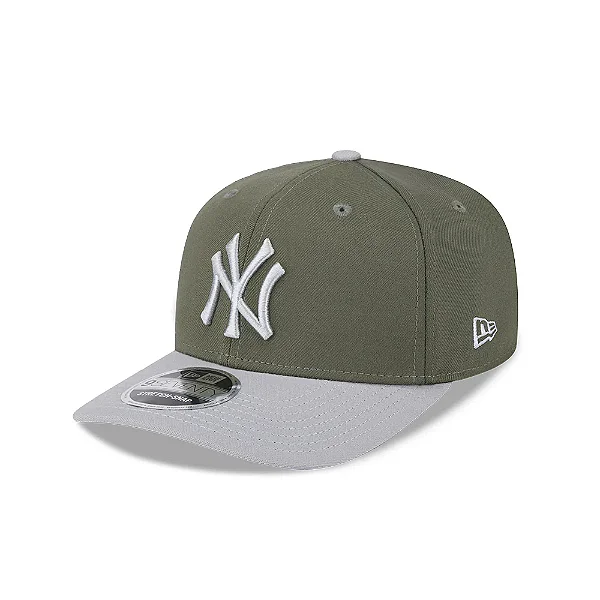 Boné New Era 9SEVENTY Yankees New Olive Stretch