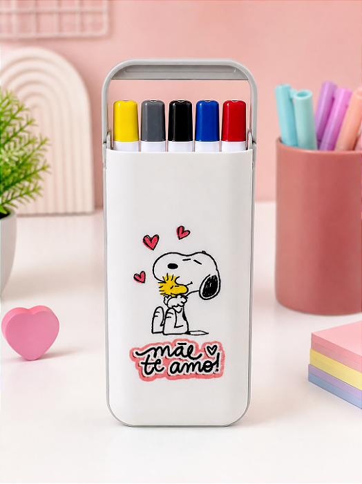 Estojo Snoopy Fofo com Canetas, Lapiseira e Marca Texto | Presente Dia das Mães