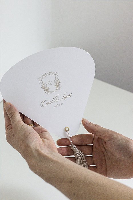 Ventarola/Leque para casamento com pingente de tassel
